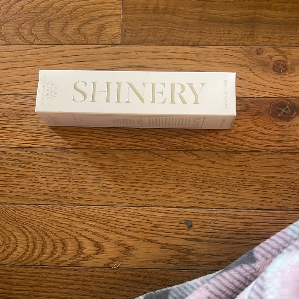 Brand new Shinnery jewelry cleaner